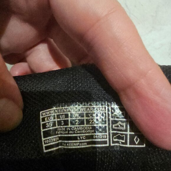 Winter shoes for kids - Picture 1 of 4